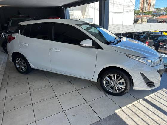 TOYOTA YARIS 1.5 16V FLEX SEDAN XL PLUS CONNECT MULTIDRIVE